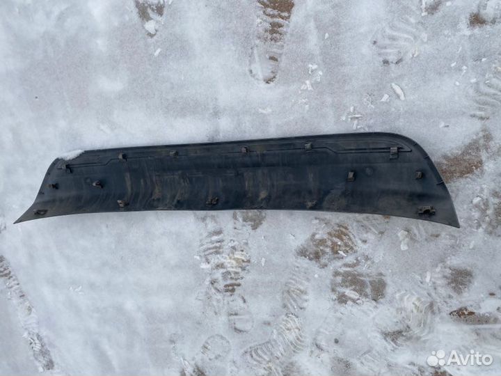 Накладка заднего бампера Mitsubishi Outlander