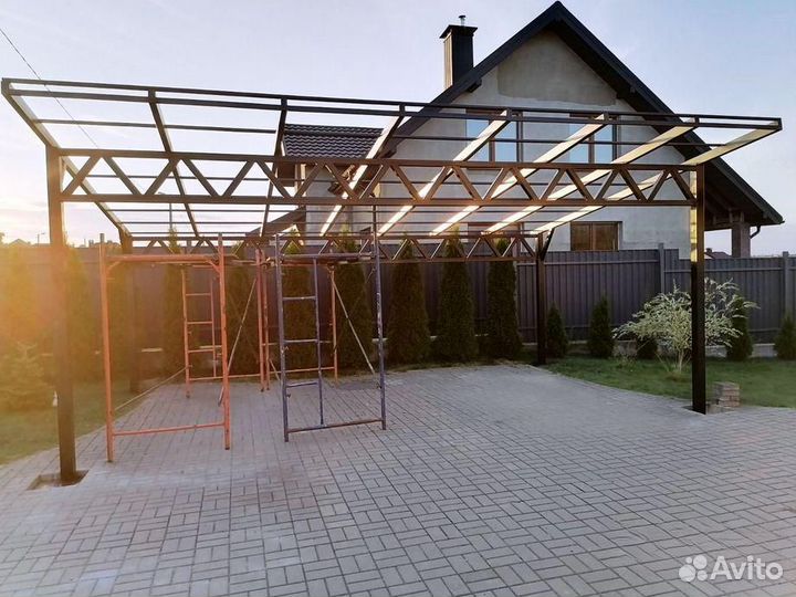 Навес из поликарбоната