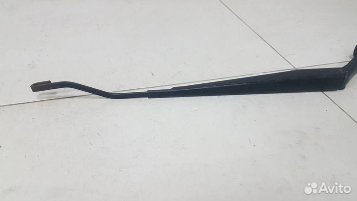 Поводок стеклоочистителя передний правый SsangYong