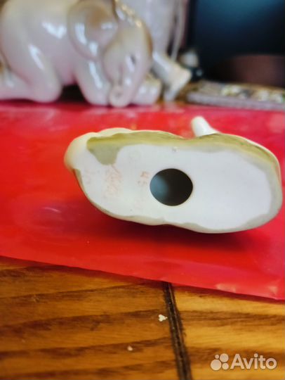 Статуэтка фарфор барашек лфз