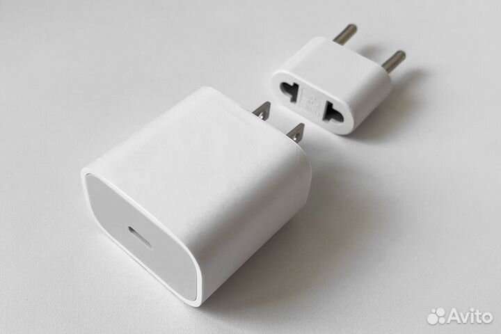 Сетевое зарядное устройство Apple USB-C 20W