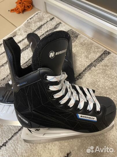 Коньки хоккейные детские 34 размер