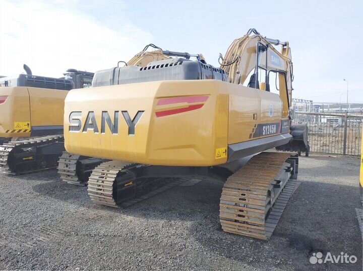 Гусеничный экскаватор SANY SY245H, 2024