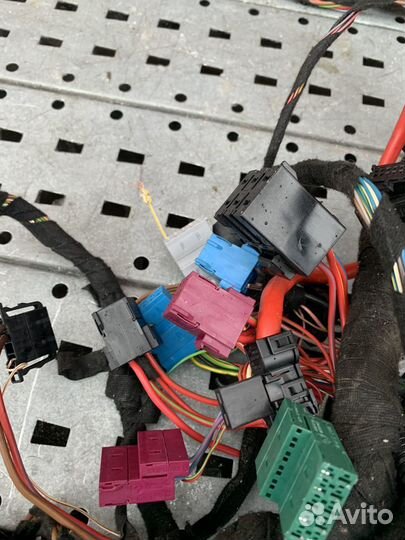 BMW 1-Series E87 Проводка (коса) салонная