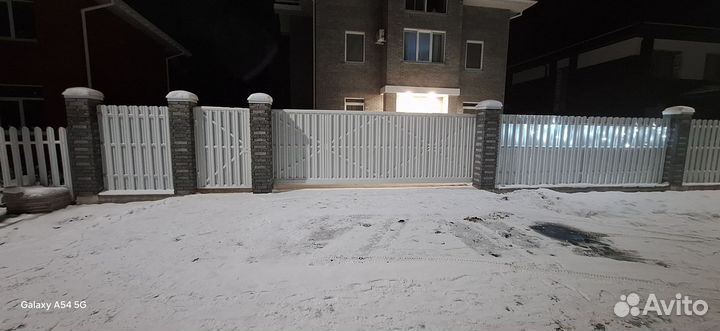 Откатные ворота под ключ с фундаментом