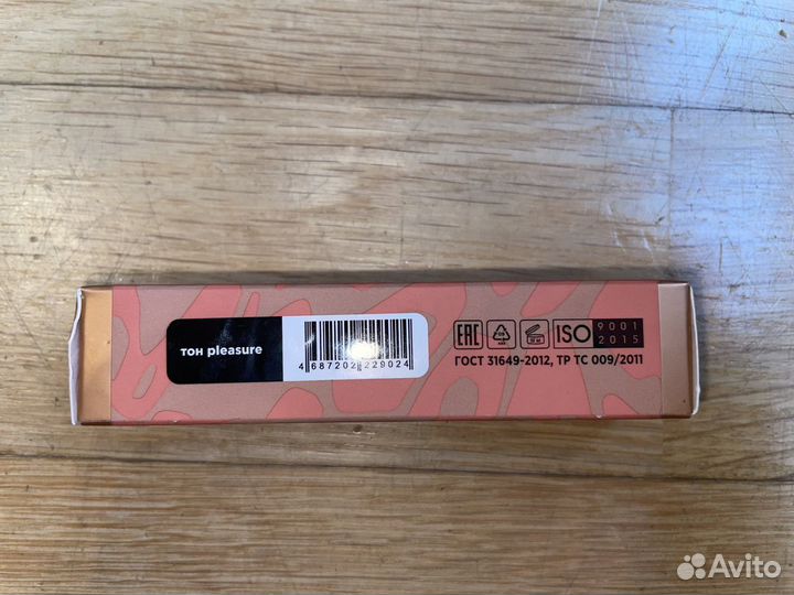 Плампер для губ volumizer оттенок Pleasure Letique