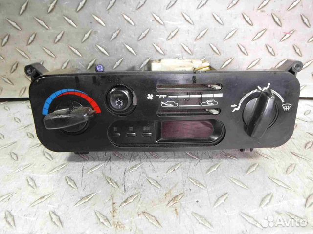 Блок управления отопителем Mitsubishi Lancer