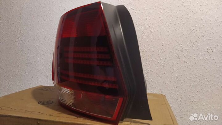 Фонарь задний volkswagen polo