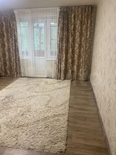 2-к. квартира, 65 м², 2/5 эт.