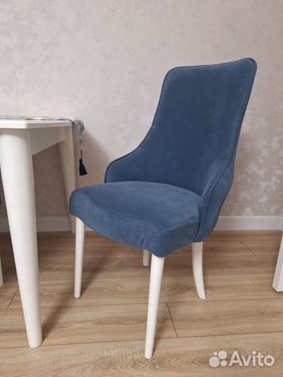 Кухонный стол и стулья бу