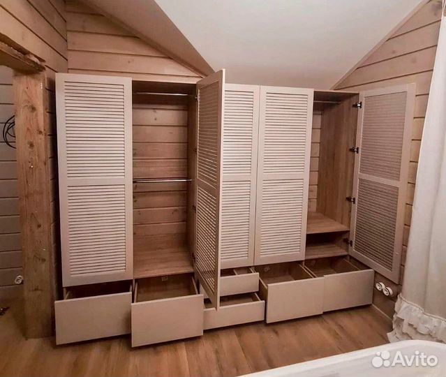 Жалюзийные фасады из натурального дерева