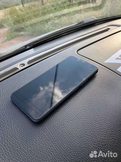 Vivo Y35