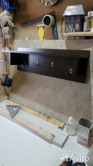 Вешалка в прихожую