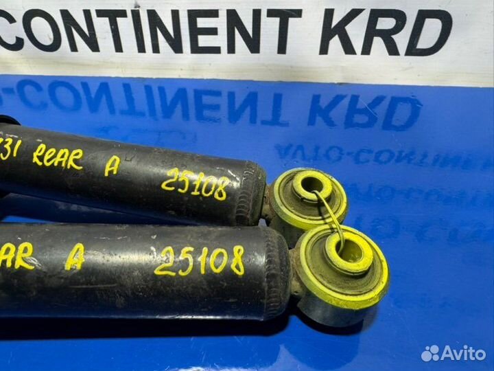 Амортизатор задний Nissan Teana J31 VQ23