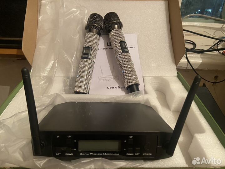 Радиосистема со стразами (реплика Shure qlxd 4)