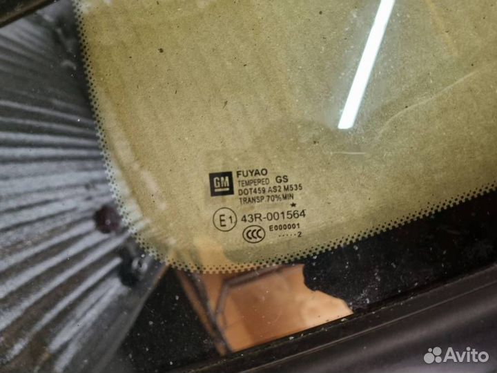 Стекло кузовное глухое левое Opel Zafira C 2013