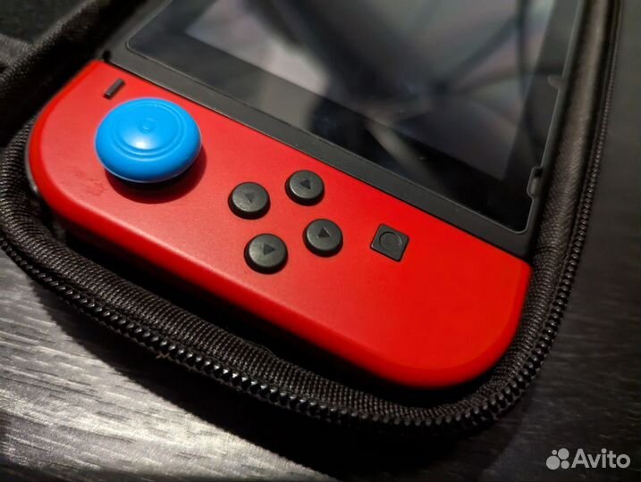 Nintendo Switch Red Super Mario Odyssey