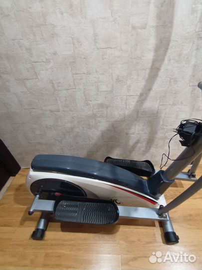 Эллиптический тренажер