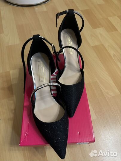 Вечерние туфли 39 размер