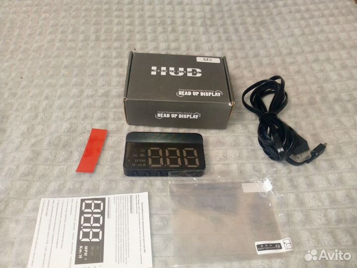 Автомобильный проекционный дисплей М3