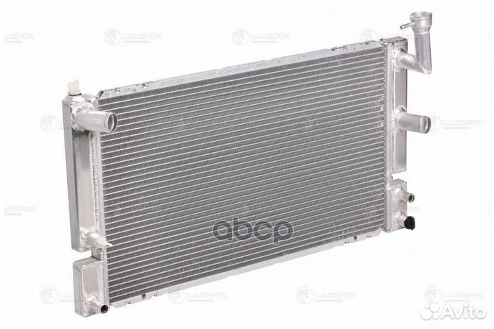 Радиатор охлаждения двигателя toyota prius II 0