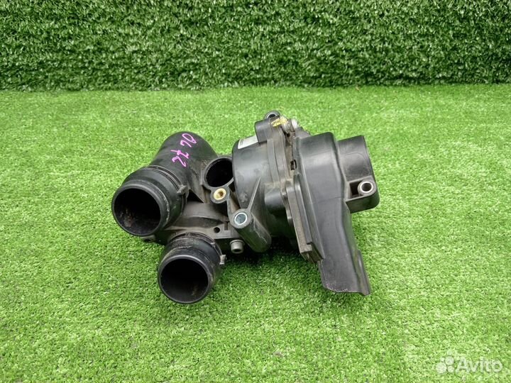 Корпус термостата помпа VAG Audi Volkswagen Q3 8U Tiguan Q5 8R