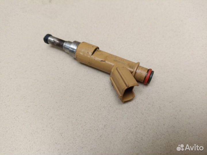 Форсунка топливная Toyota Corolla 1zrfe 1600CC