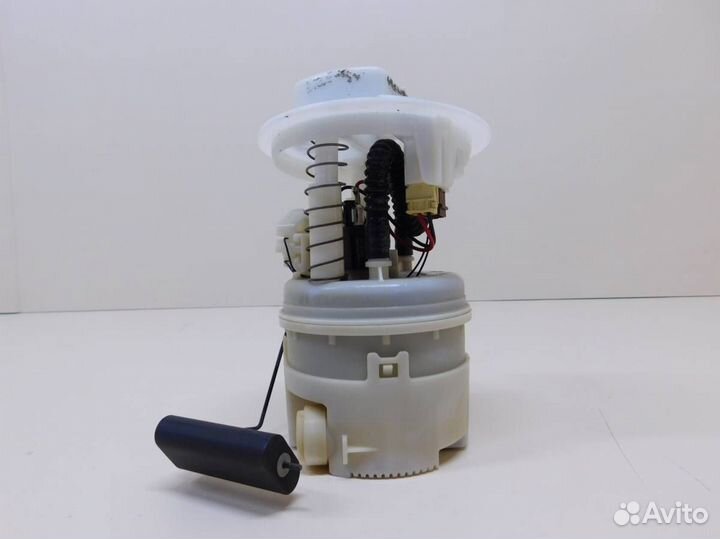 Насос топливный электрический Renault Sandero 2009