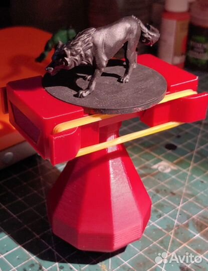 Рукоять (ручка) для покраски миниатюр