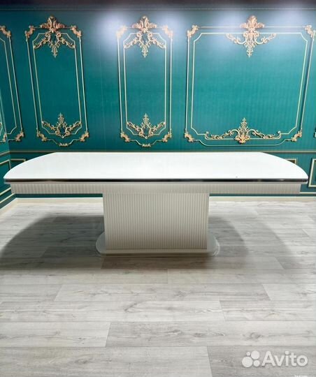 Стол в гостиную \ оплата при получении