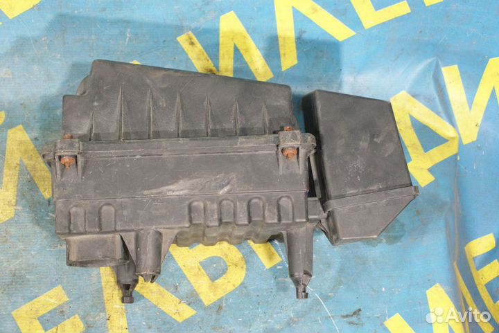 Корпус воздушного фильтра Ford Focus 1