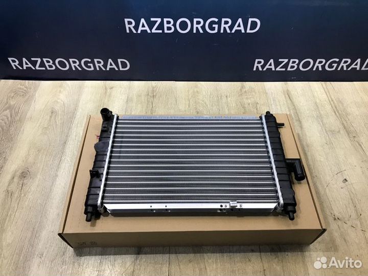 Радиатор охлаждения Daewoo Matiz M150 МКПП 01-05