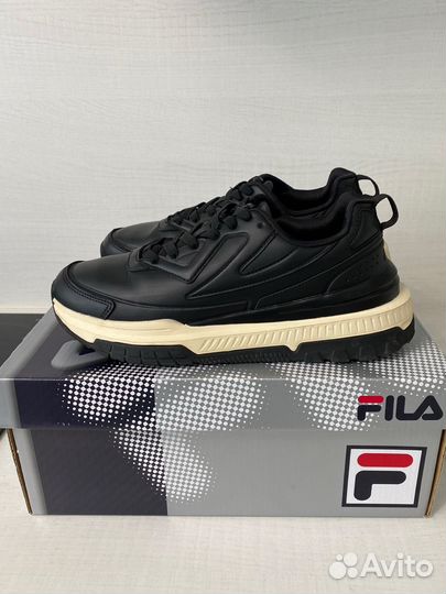 Кроссовки fila оригинал р.39
