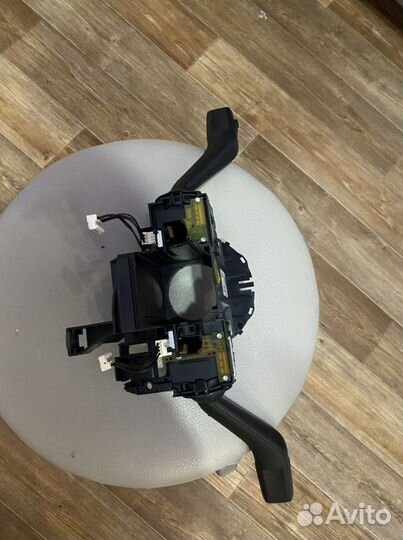 Подрулевой переключатель