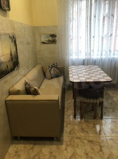 1-к. квартира, 53 м², 3/5 эт.