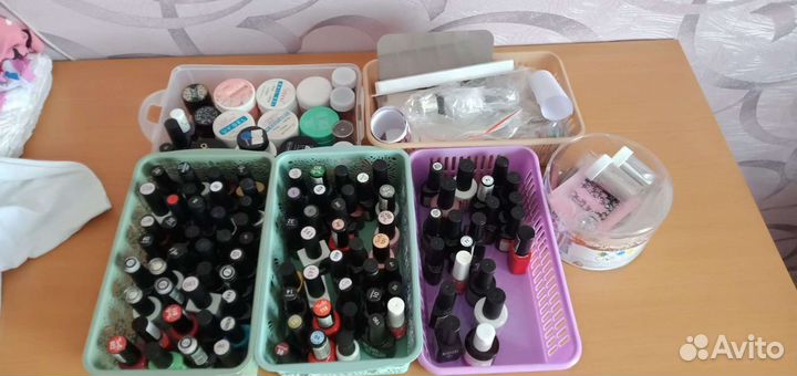 Набор для маникюра. На фото не все