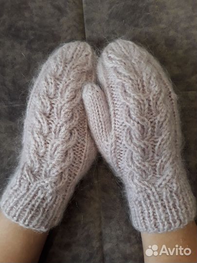Варежки вязанные мохеровые