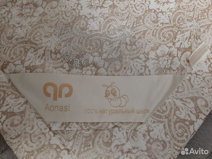 Одеяло шёлковое