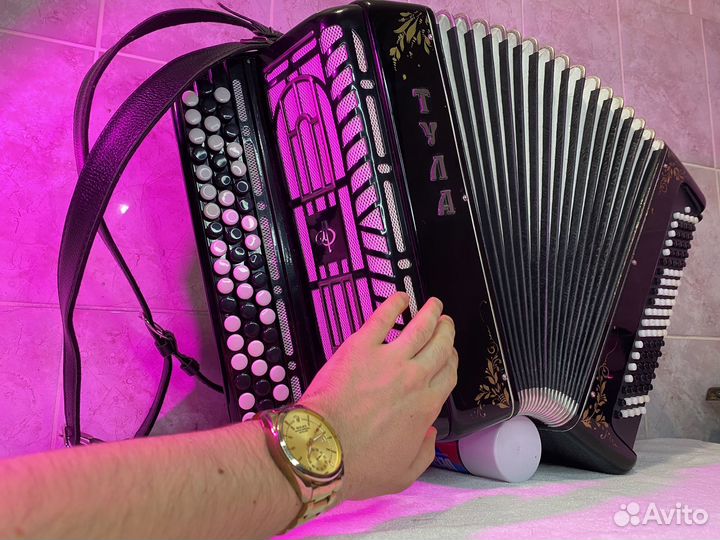 Шикарный Баян Тула 210 бн 39