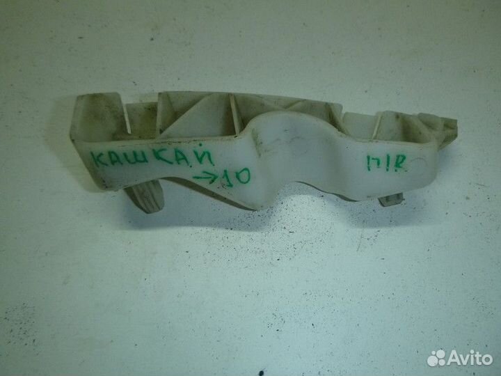 Направляющая переднего бампера правая nissan qashq