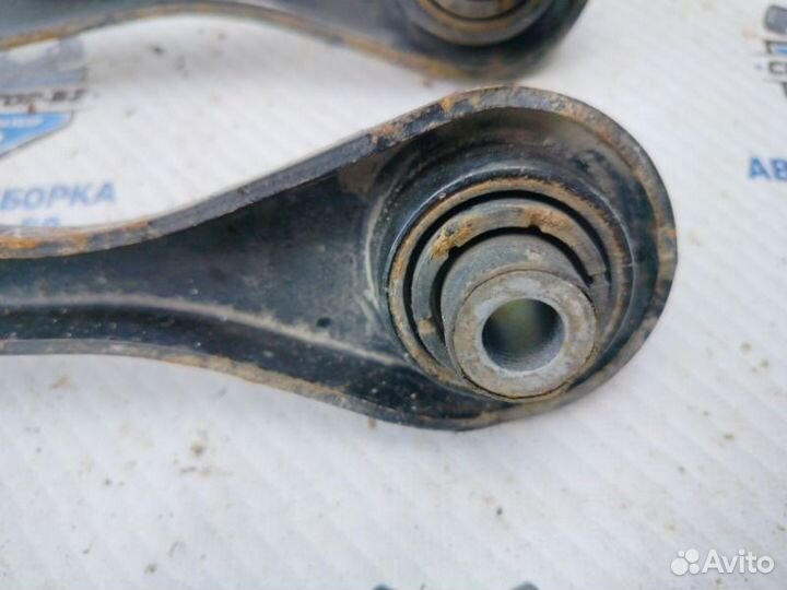 Рычаг задний Volkswagen Tiguan 1