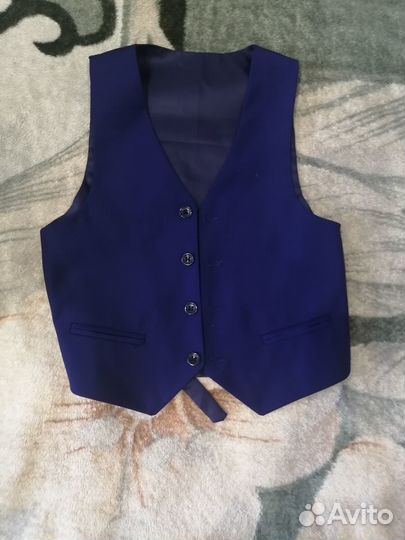 Продам костюм на мальчика