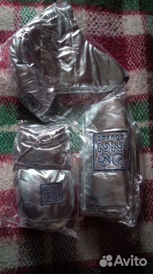 Варежки, шапка и шарф Московские сезоны