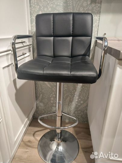 Барный стул