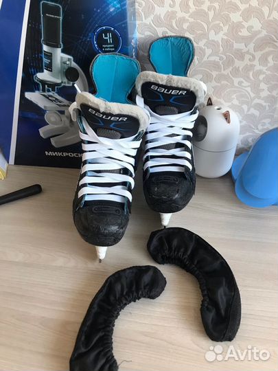 Коньки хоккейные