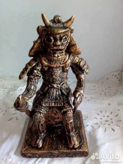 Статуэтка японский самурай ручная работа