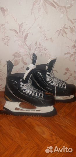 Хоккейные коньки bauer