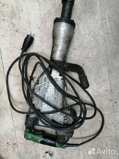 Молоток отбойный Hitachi H65sb2