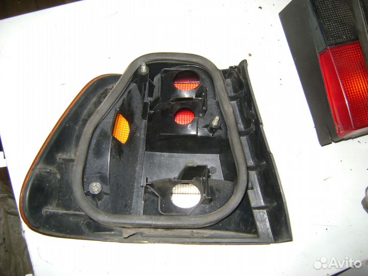 Фонарь правый Volkswagen Polo Classic sedan