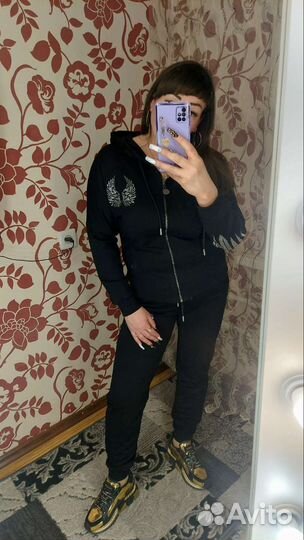 Спортивный костюм женский новый